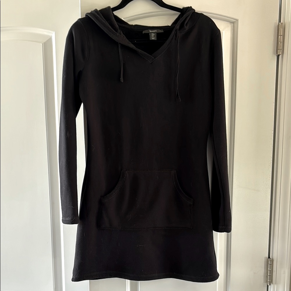Tahari Black Hooded Long Sleeve Dress sweatshirt dress Never worn NWOT